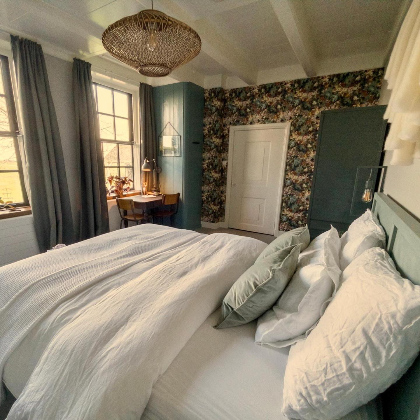 Bed & Breakfast HEerlijk! De Kwakel Екстериор снимка